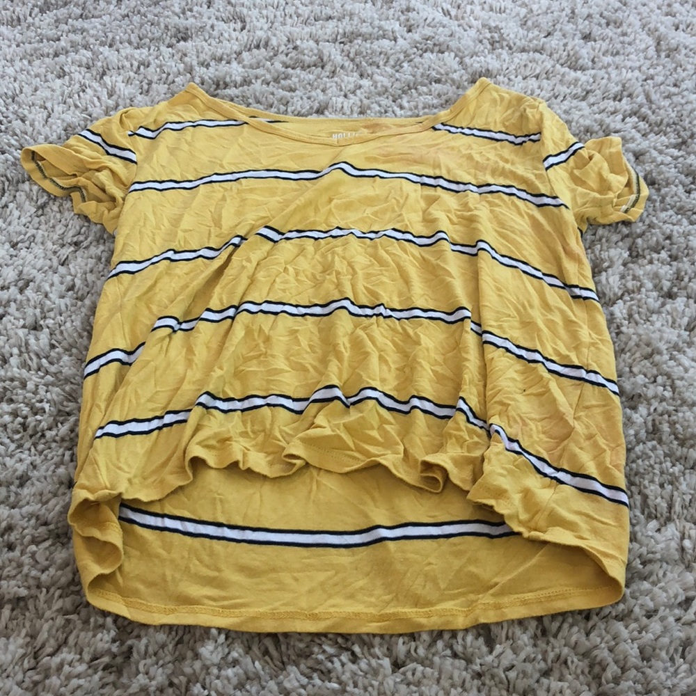 Cute Hollister shirt
